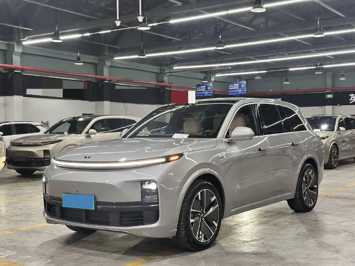 2025 Li L8 Range Extended 154HP REEV,autocango,china used car exporter,china ev exporter,chinese used car exporter,chinese used ev exporter