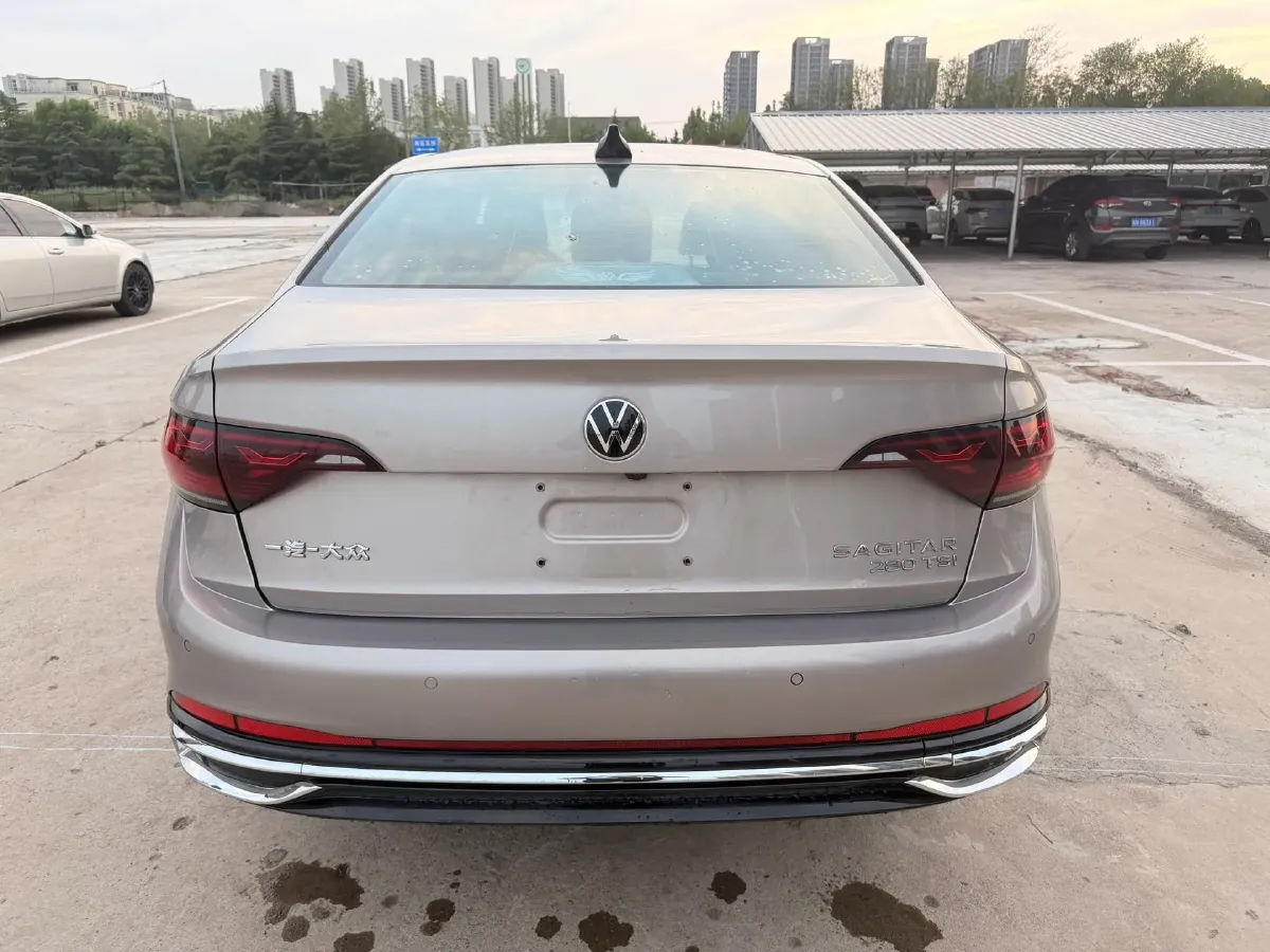 2023 Volkswagen Sagitar 1.4T 150HP L4 7DCT,autocango,china used car exporter,china ev exporter,chinese used car exporter,chinese used ev exporter