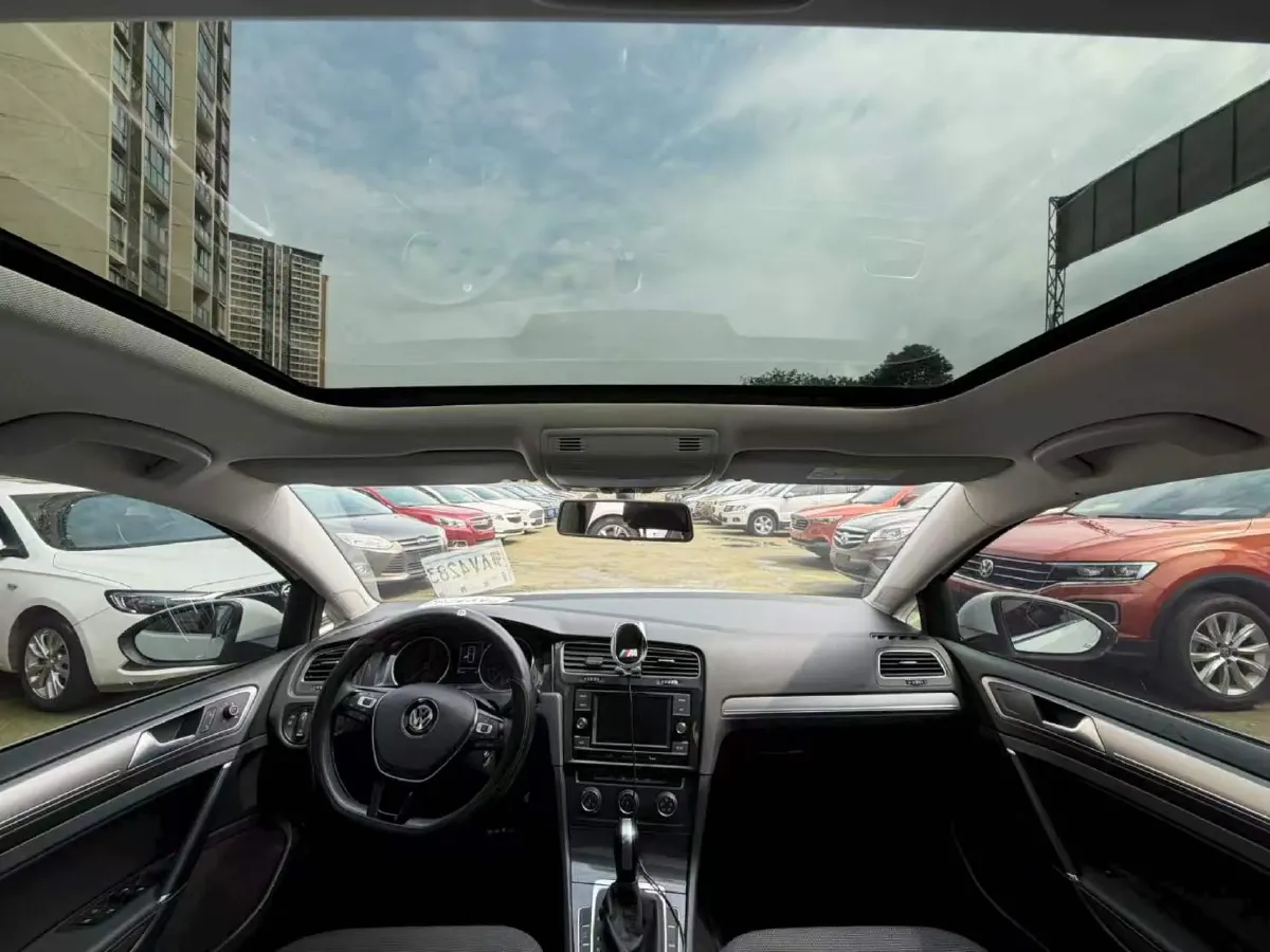 2018 Volkswagen Golf 1.4T 131HP L4 7DCT,autocango,china used car exporter,china ev exporter,chinese used car exporter,chinese used ev exporter