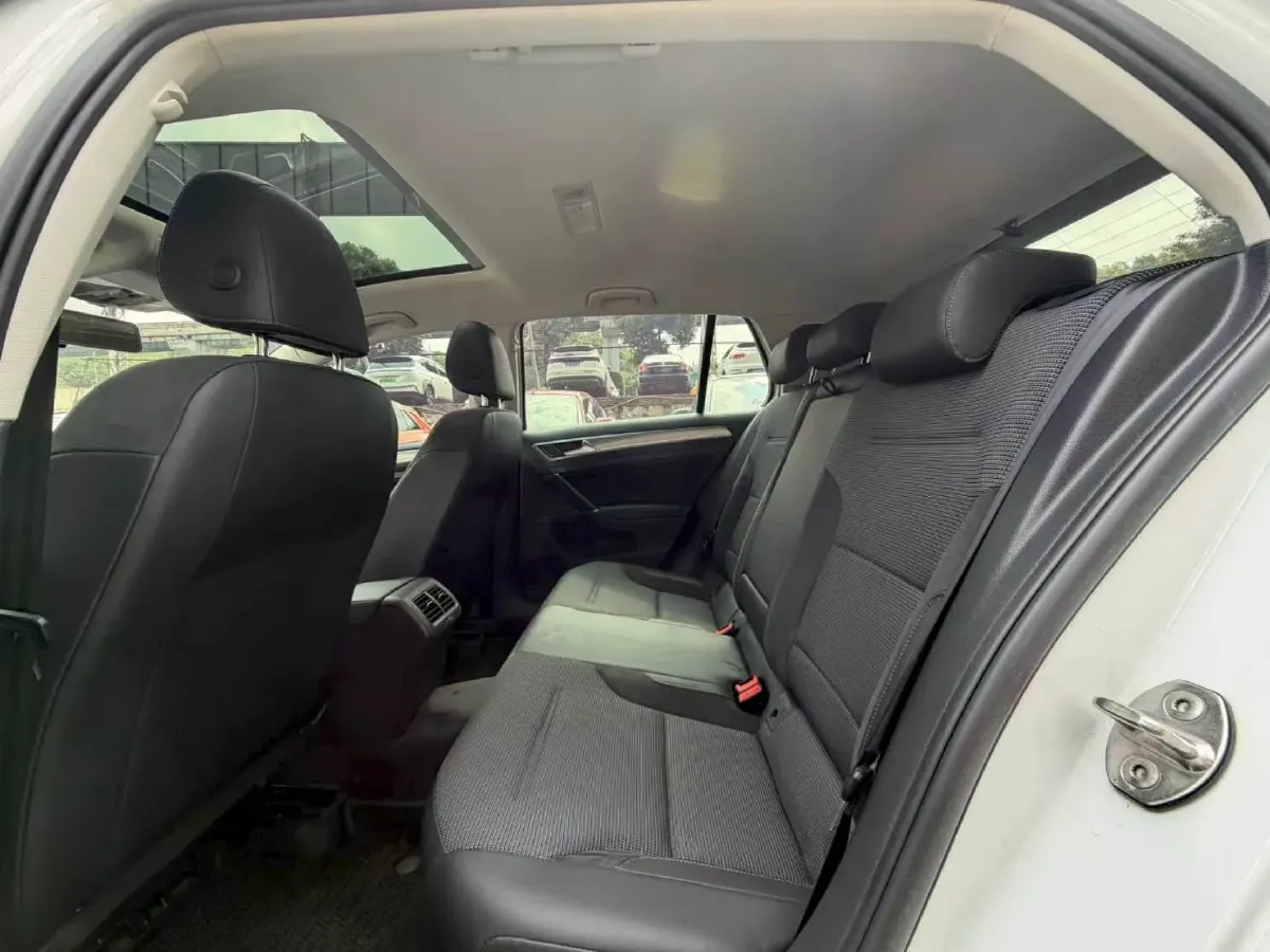 2018 Volkswagen Golf 1.4T 131HP L4 7DCT,autocango,china used car exporter,china ev exporter,chinese used car exporter,chinese used ev exporter