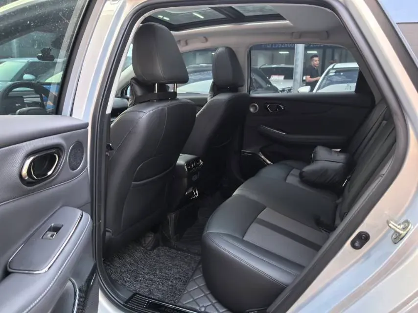 2024 ChangAn LanTuoZhe 2.0T 233HP L4 8AT,autocango,china used car exporter,china ev exporter,chinese used car exporter,chinese used ev exporter