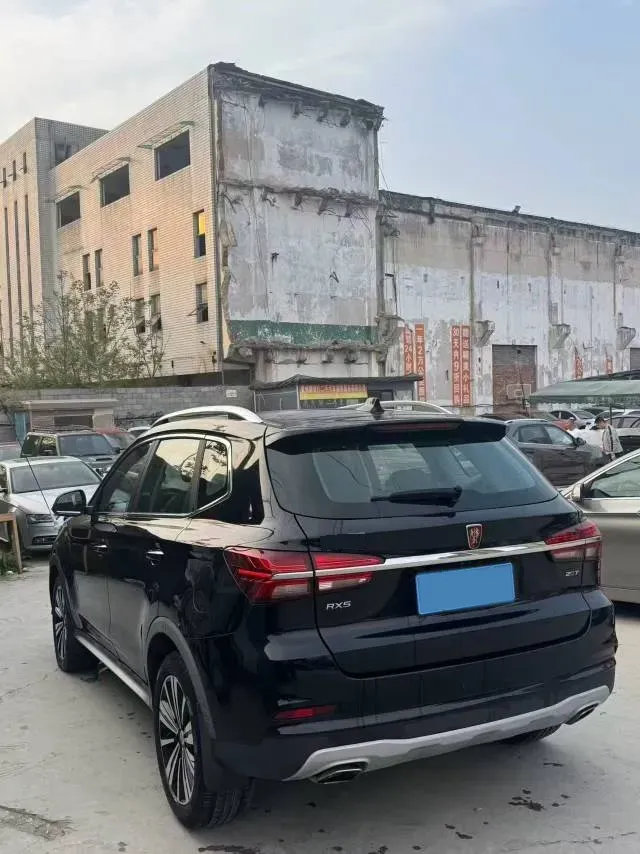 2020 Roewe i6 1.5T 169HP L4 7DCT,autocango,china used car exporter,china ev exporter,chinese used car exporter,chinese used ev exporter