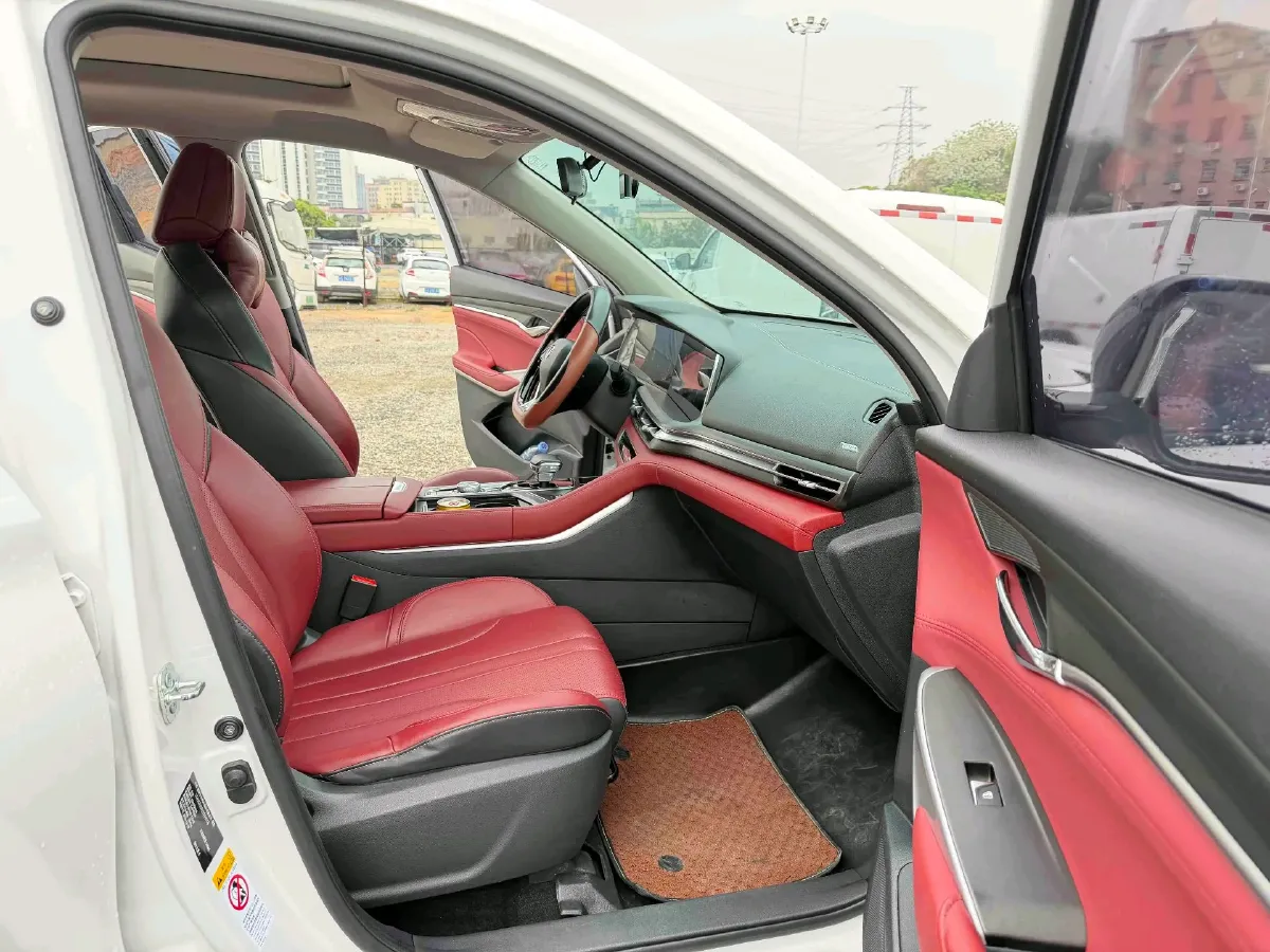 2020 ChangAn CS75 Plus 1.5T 178HP L4 6AT,autocango,china used car exporter,china ev exporter,chinese used car exporter,chinese used ev exporter