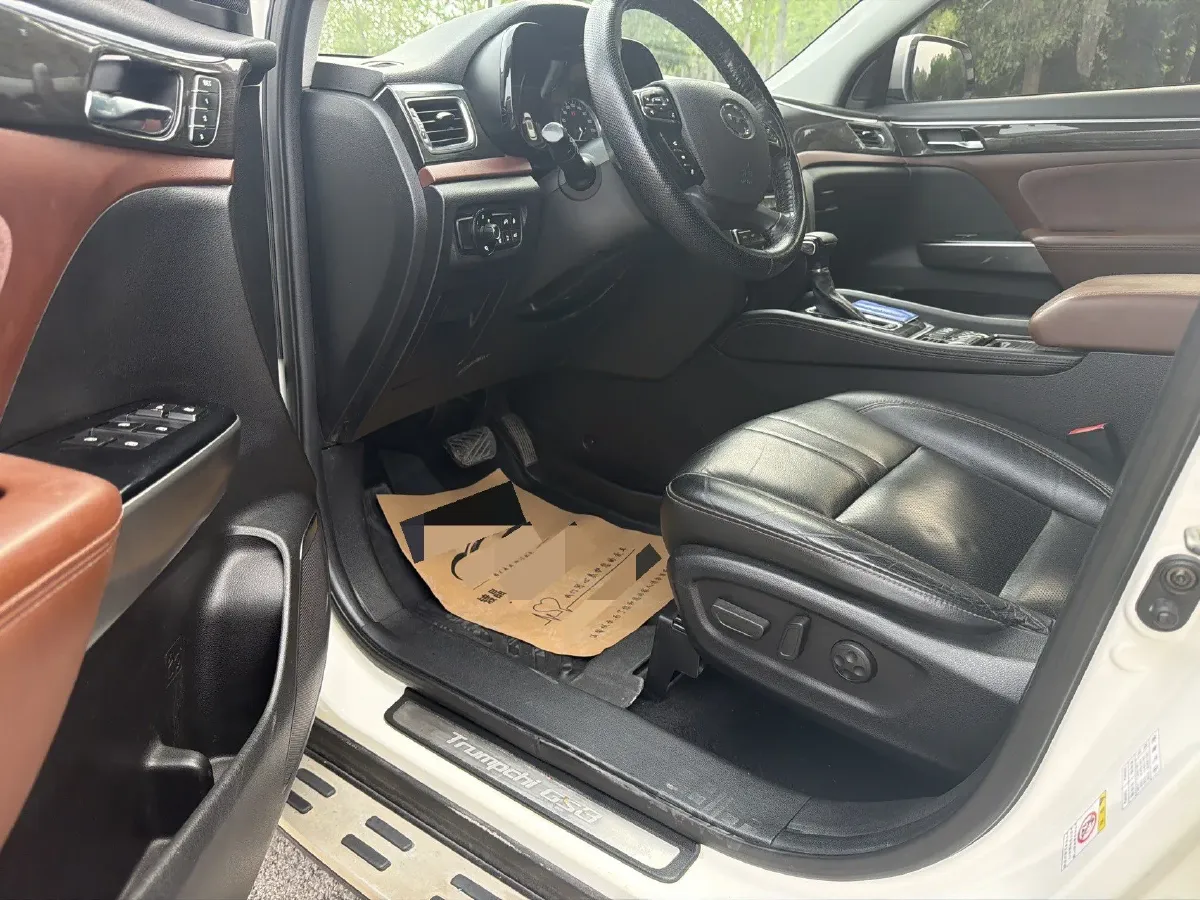 2017 GAC Trumpchi GS8 2.0T 201HP L4 6AT,autocango,china used car exporter,china ev exporter,chinese used car exporter,chinese used ev exporter