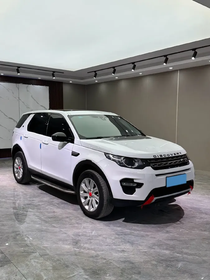2018 Land Rover Discovery Sport 2.0T 200HP L4 9AT,autocango,china used car exporter,china ev exporter,chinese used car exporter,chinese used ev exporter
