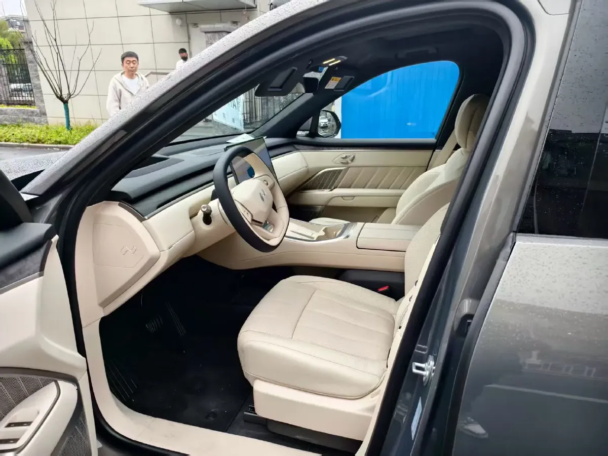 2025 ONVO L90 BEV,autocango,china used car exporter,china ev exporter,chinese used car exporter,chinese used ev exporter