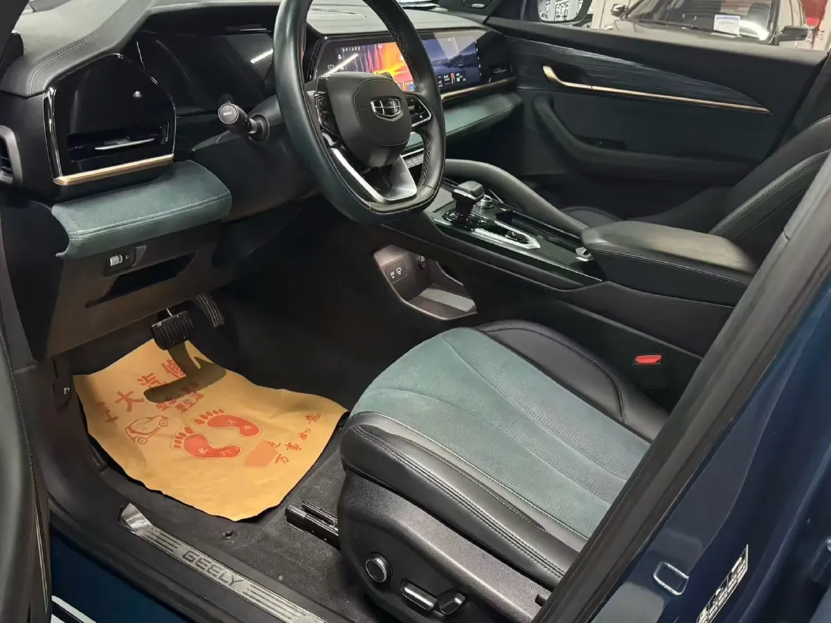 2021 Geely Monjaro 2.0T 218HP L4 7DCT,autocango,china used car exporter,china ev exporter,chinese used car exporter,chinese used ev exporter