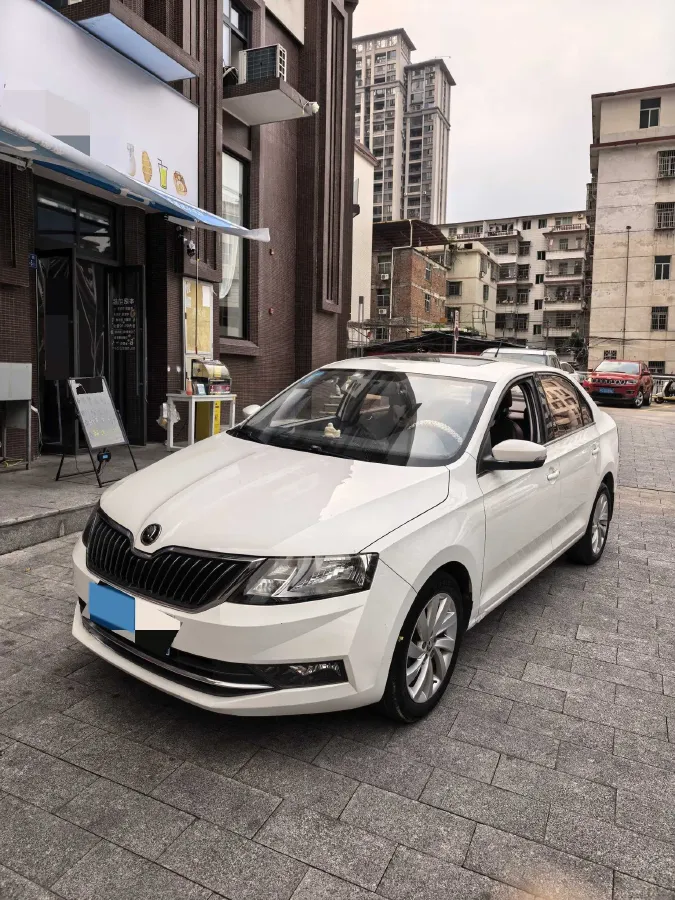 2018 Skoda Rapid 1.6L 110HP L4 6AT,autocango,china used car exporter,china ev exporter,chinese used car exporter,chinese used ev exporter