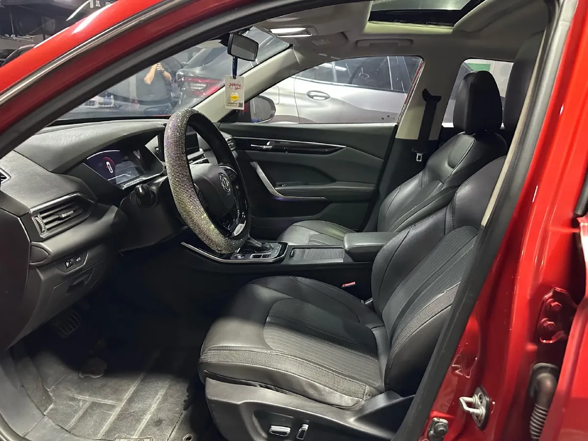 2020 DongFeng Aeolus YiXuan 1.5T 150HP L4 6DCT,autocango,china used car exporter,china ev exporter,chinese used car exporter,chinese used ev exporter