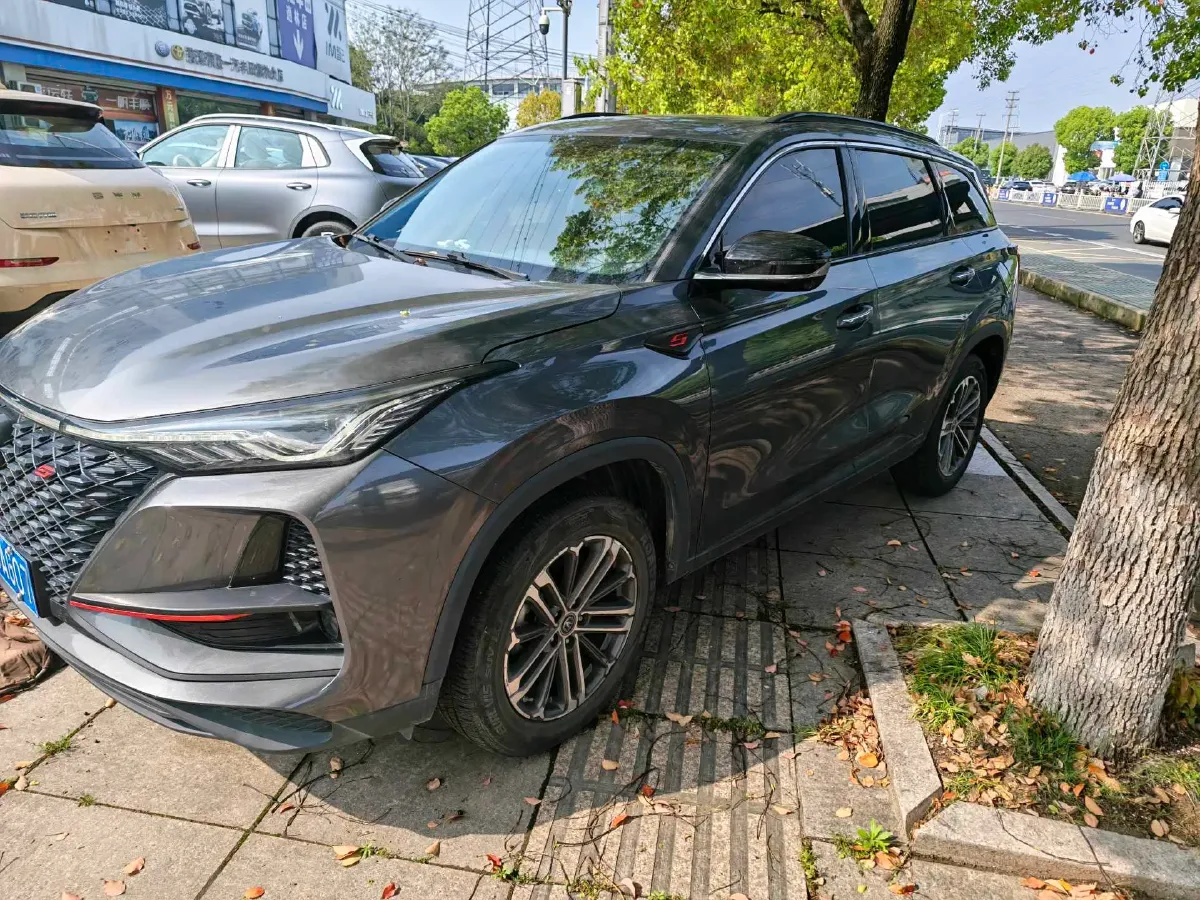 2021 ChangAn CS75 Plus 1.5T 178HP L4 6AT,autocango,china used car exporter,china ev exporter,chinese used car exporter,chinese used ev exporter