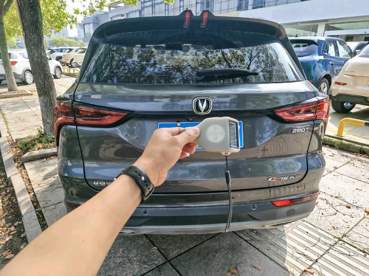 2021 ChangAn CS75 Plus 1.5T 178HP L4 6AT,autocango,china used car exporter,china ev exporter,chinese used car exporter,chinese used ev exporter