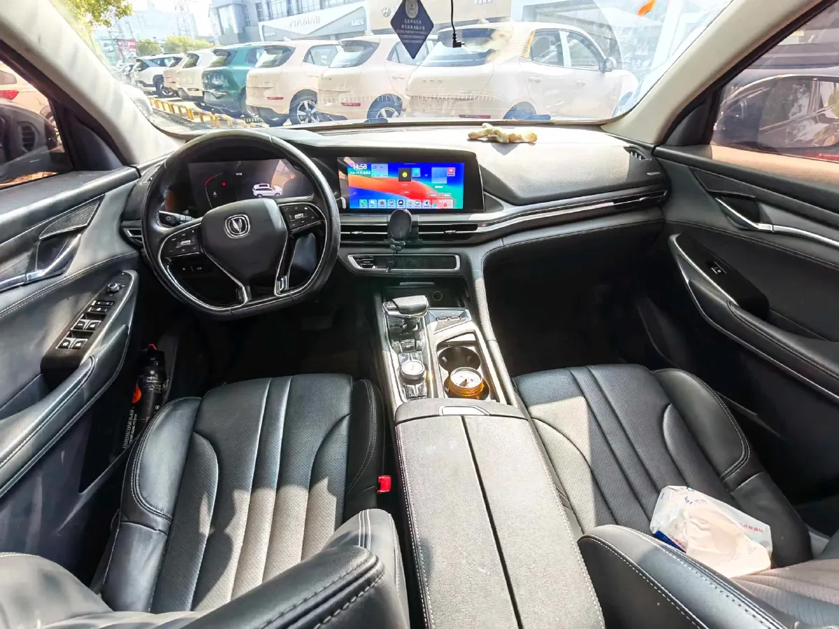 2021 ChangAn CS75 Plus 1.5T 178HP L4 6AT,autocango,china used car exporter,china ev exporter,chinese used car exporter,chinese used ev exporter