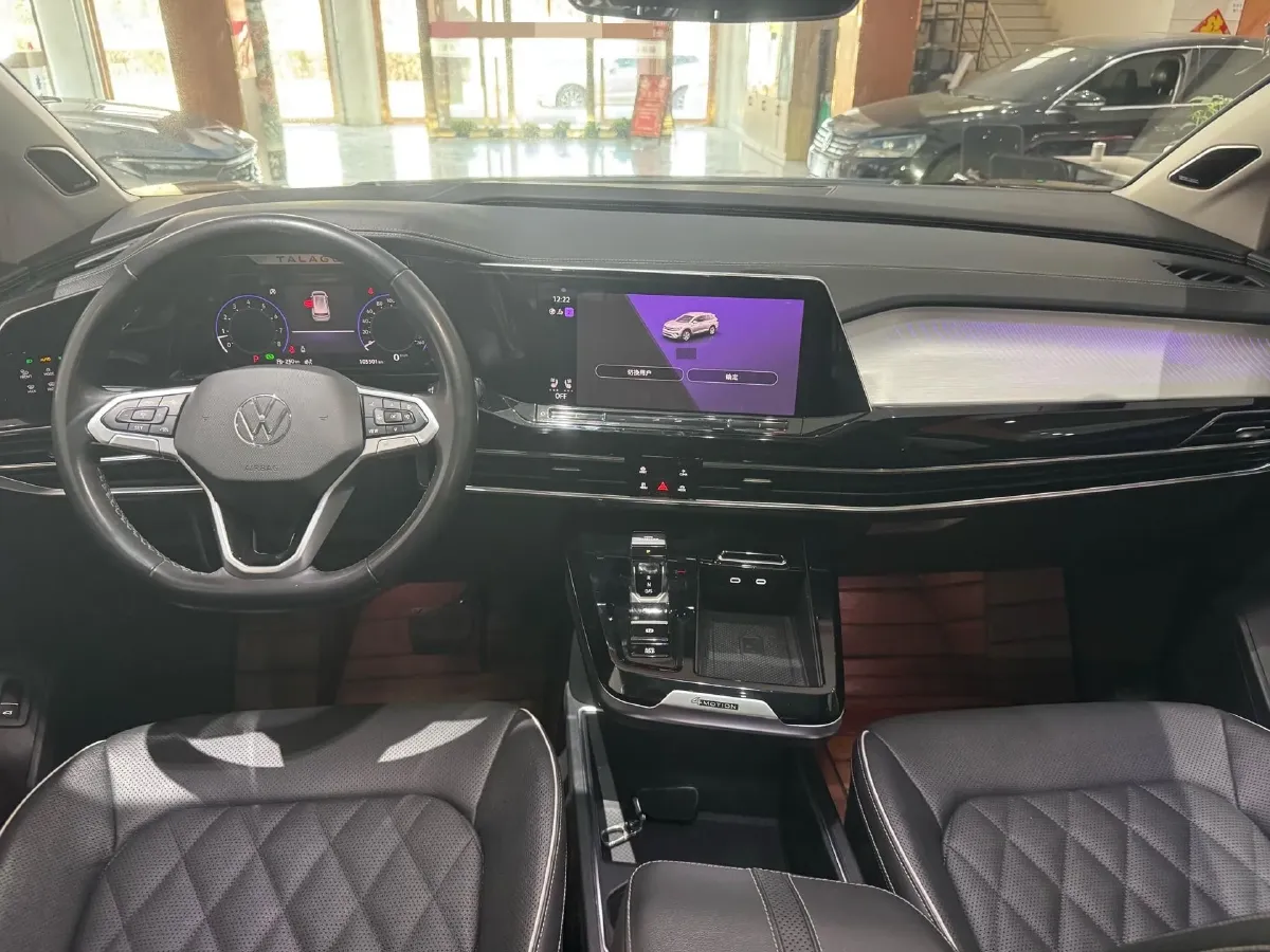 2021 Volkswagen Talagon 2.5T 299HP V6 7DCT,autocango,china used car exporter,china ev exporter,chinese used car exporter,chinese used ev exporter