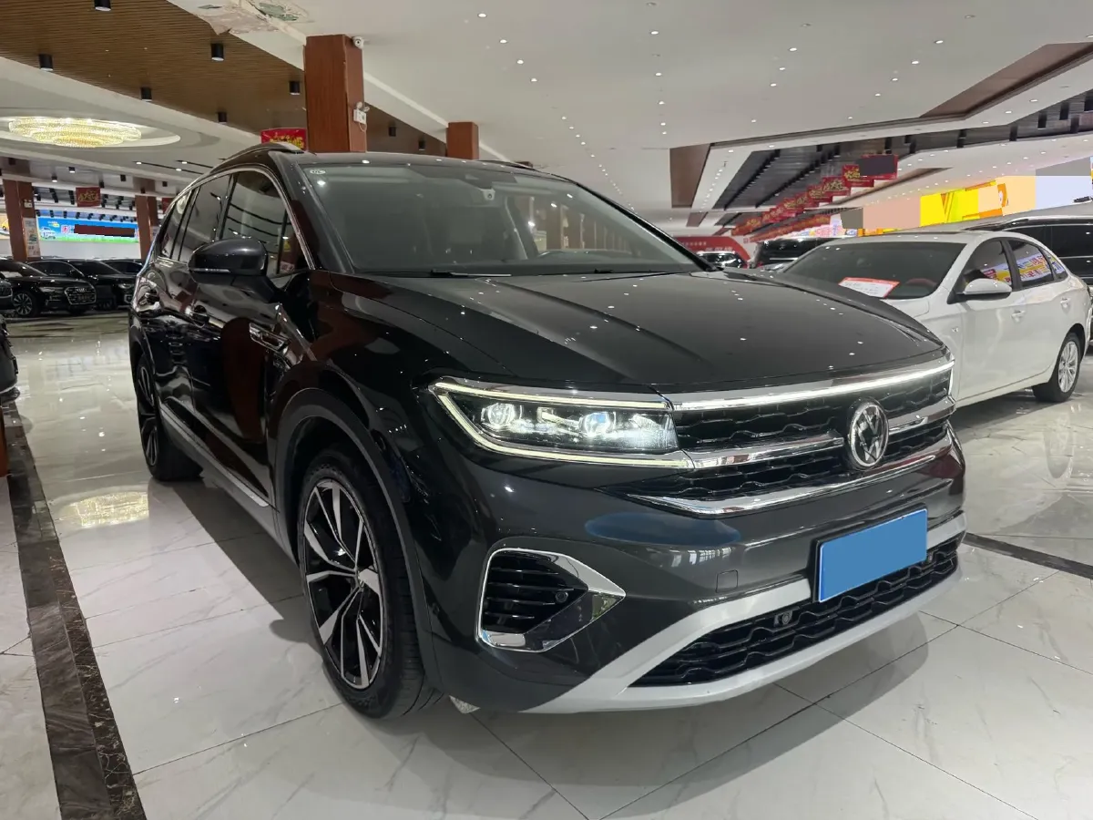 2021 Volkswagen Talagon 2.5T 299HP V6 7DCT,autocango,china used car exporter,china ev exporter,chinese used car exporter,chinese used ev exporter