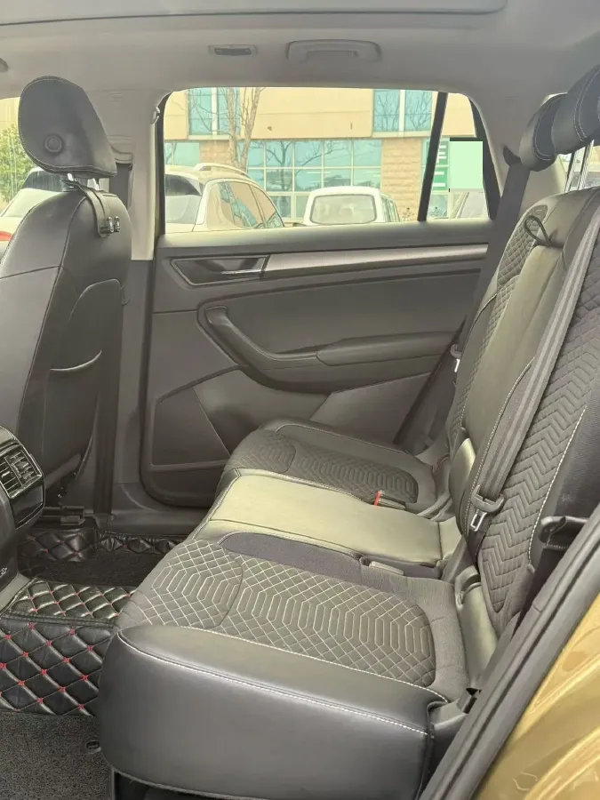 2018 Skoda Kodiak 2.0T 186HP L4 7DCT,autocango,china used car exporter,china ev exporter,chinese used car exporter,chinese used ev exporter