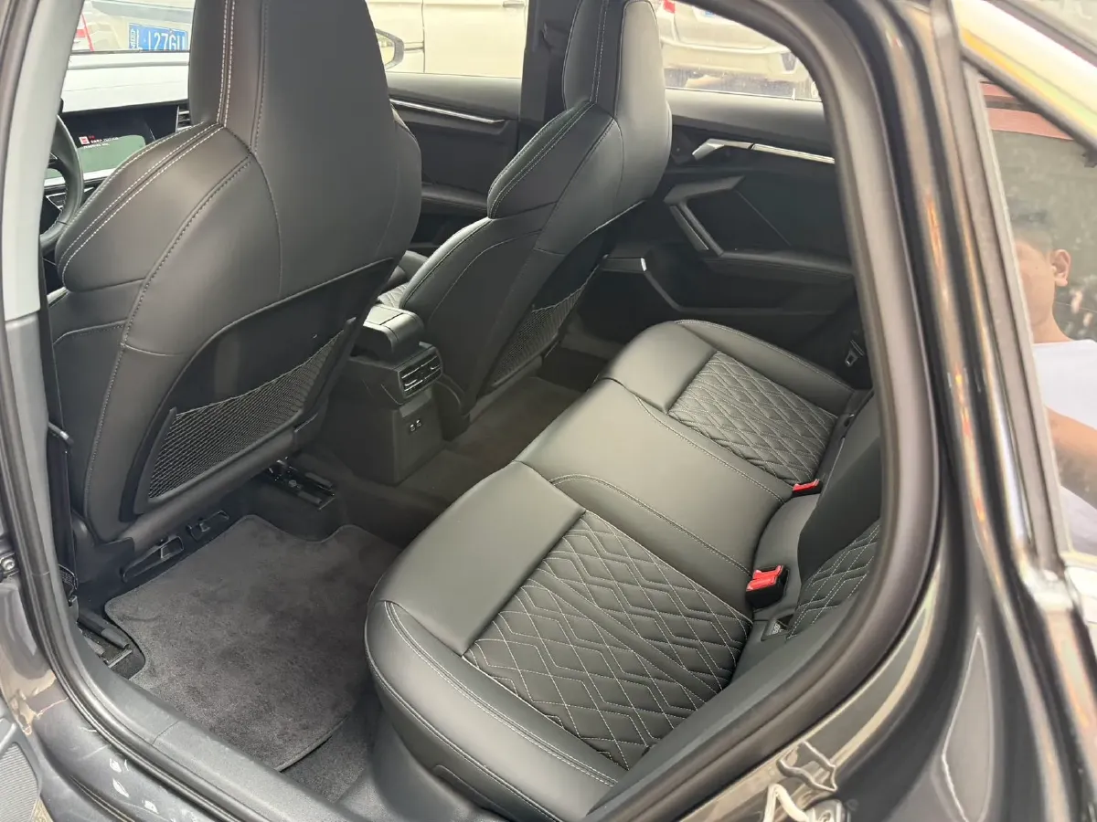 2025 Audi A3 1.5T 160HP L4 7DCT,autocango,china used car exporter,china ev exporter,chinese used car exporter,chinese used ev exporter