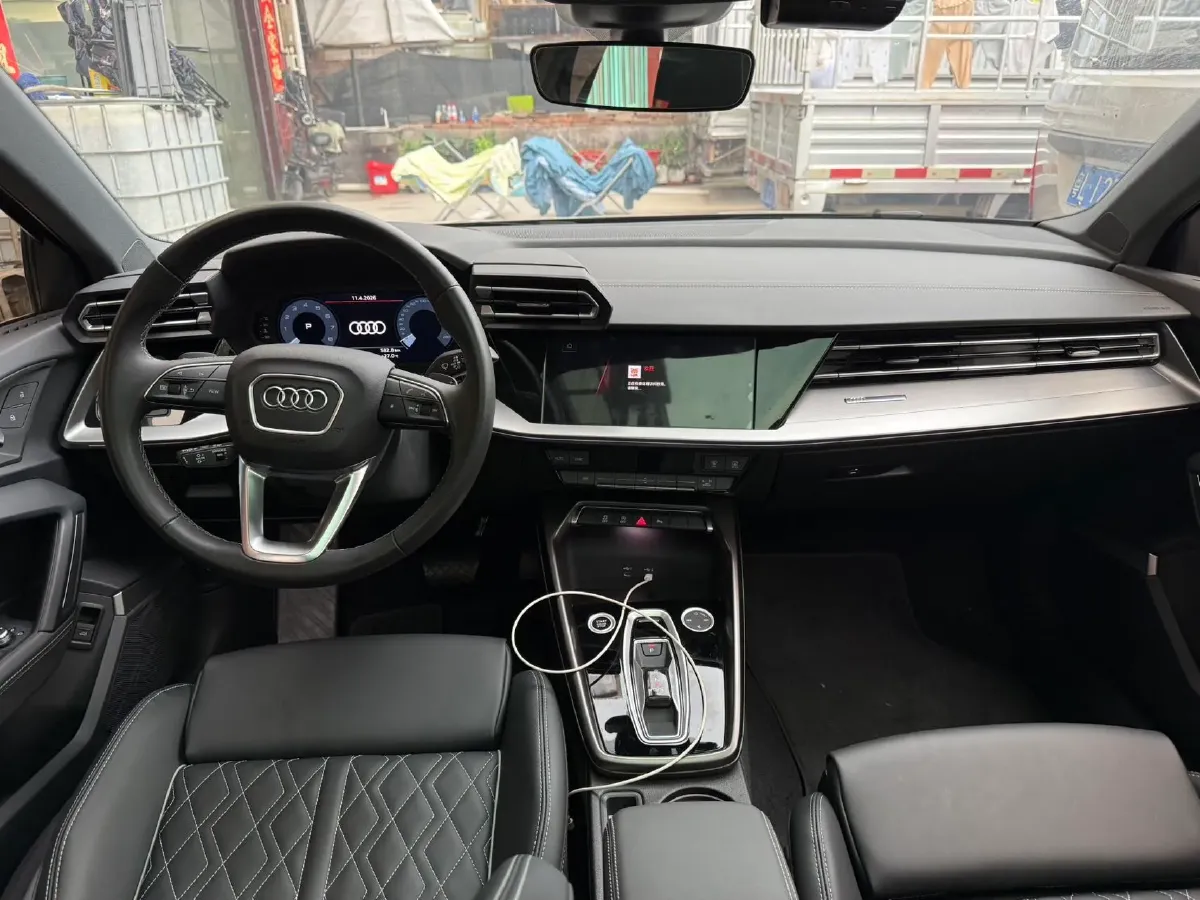 2025 Audi A3 1.5T 160HP L4 7DCT,autocango,china used car exporter,china ev exporter,chinese used car exporter,chinese used ev exporter