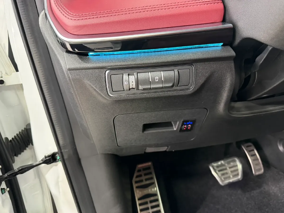 2023 Jetour X70 Plus 1.5T 156HP L4 6DCT,autocango,china used car exporter,china ev exporter,chinese used car exporter,chinese used ev exporter