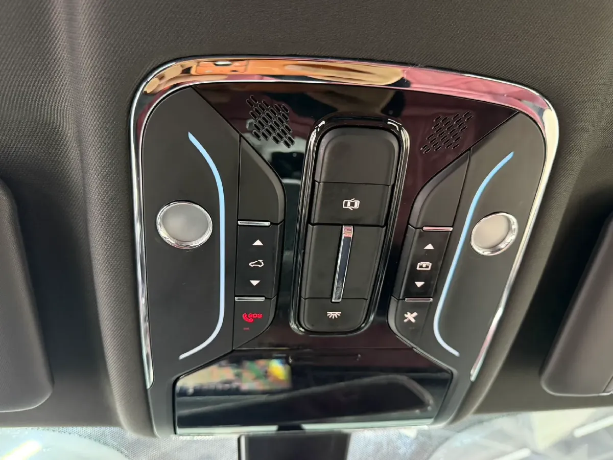 2023 Jetour X70 Plus 1.5T 156HP L4 6DCT,autocango,china used car exporter,china ev exporter,chinese used car exporter,chinese used ev exporter