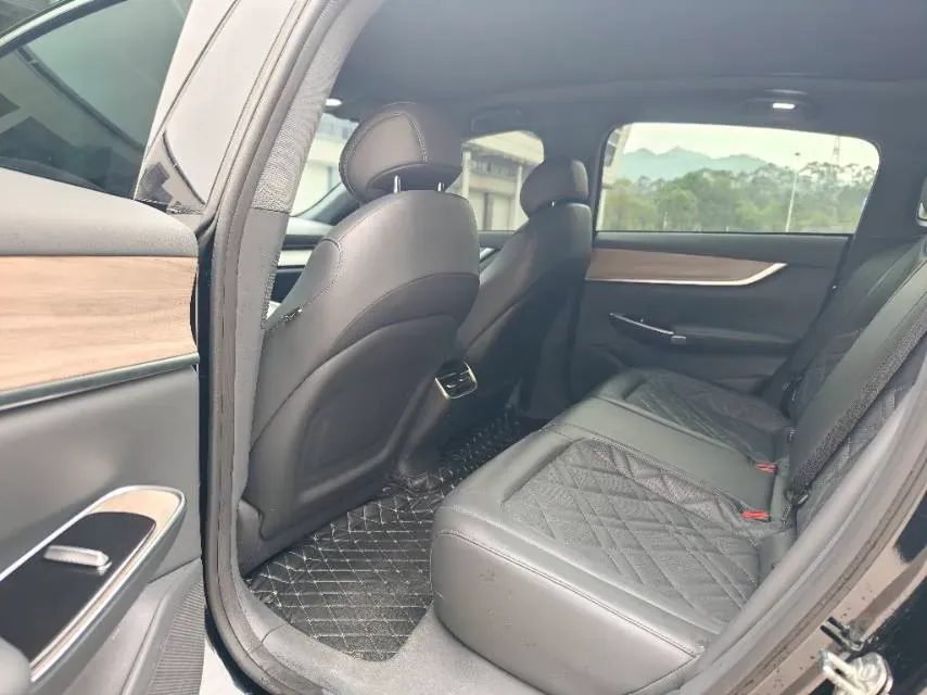 2024 ChangAn QiYuan A07 BEV 58.1KWH,autocango,china used car exporter,china ev exporter,chinese used car exporter,chinese used ev exporter