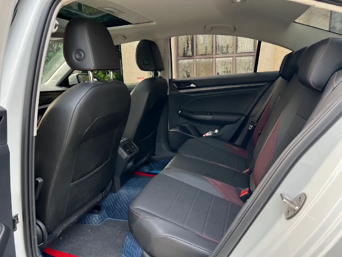 2021 Volkswagen Bora 1.5L 113HP L4 6AT,autocango,china used car exporter,china ev exporter,chinese used car exporter,chinese used ev exporter