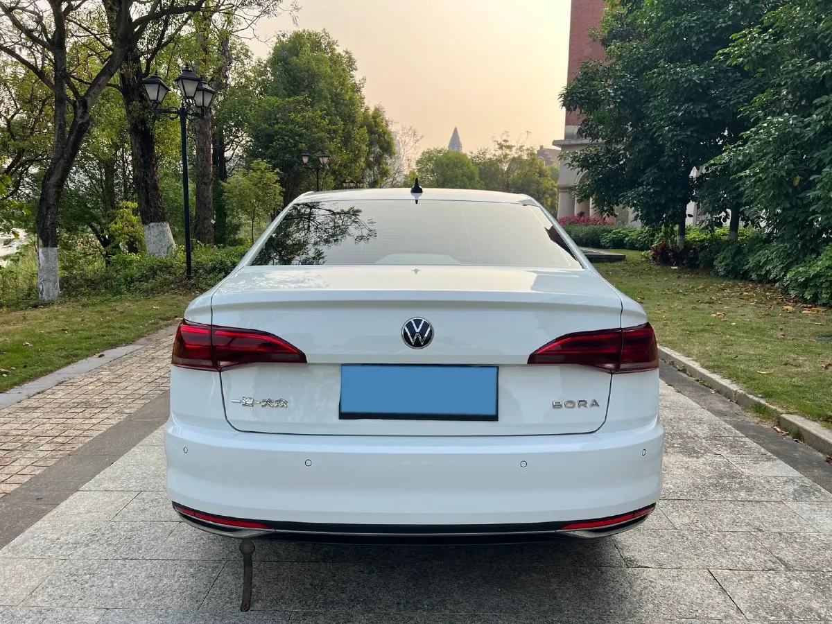 2021 Volkswagen Bora 1.5L 113HP L4 6AT,autocango,china used car exporter,china ev exporter,chinese used car exporter,chinese used ev exporter