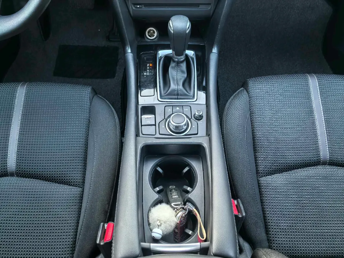 2017 Mazda 3 Axela 1.5L 117HP L4 6AT,autocango,china used car exporter,china ev exporter,chinese used car exporter,chinese used ev exporter