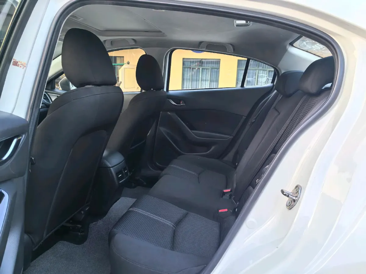 2017 Mazda 3 Axela 1.5L 117HP L4 6AT,autocango,china used car exporter,china ev exporter,chinese used car exporter,chinese used ev exporter