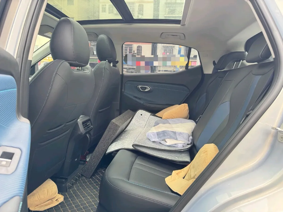 2023 GAC Trumpchi GS3 1.5T 177HP L4 7DCT,autocango,china used car exporter,china ev exporter,chinese used car exporter,chinese used ev exporter