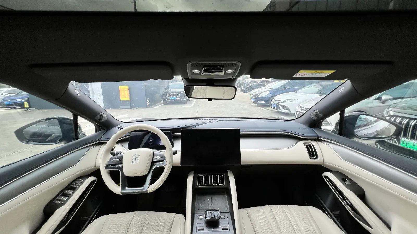 2024 BYD SongL EV BEV 71.8KWH,autocango,china used car exporter,china ev exporter,chinese used car exporter,chinese used ev exporter