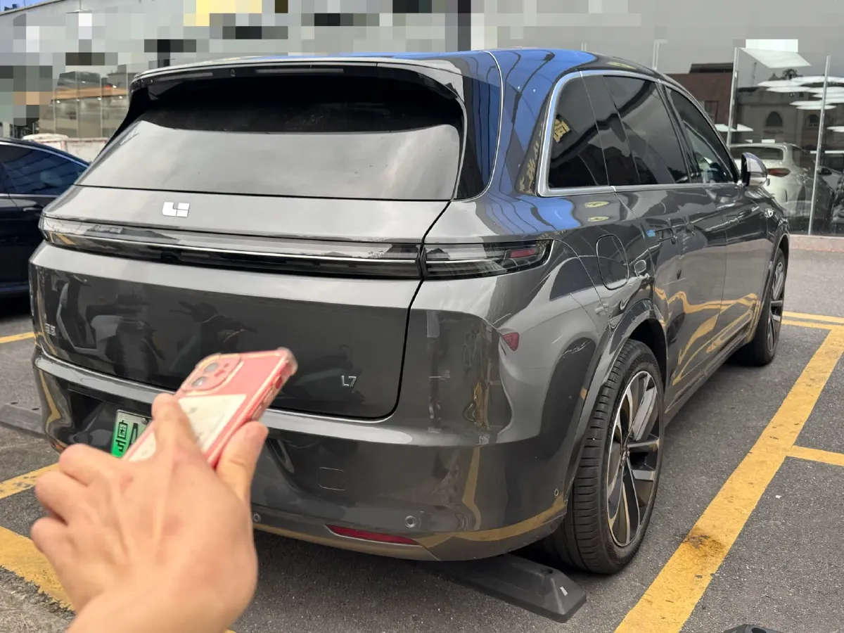 2023 Li L7 Range Extended 154HP REEV 40.9KWH,autocango,china used car exporter,china ev exporter,chinese used car exporter,chinese used ev exporter