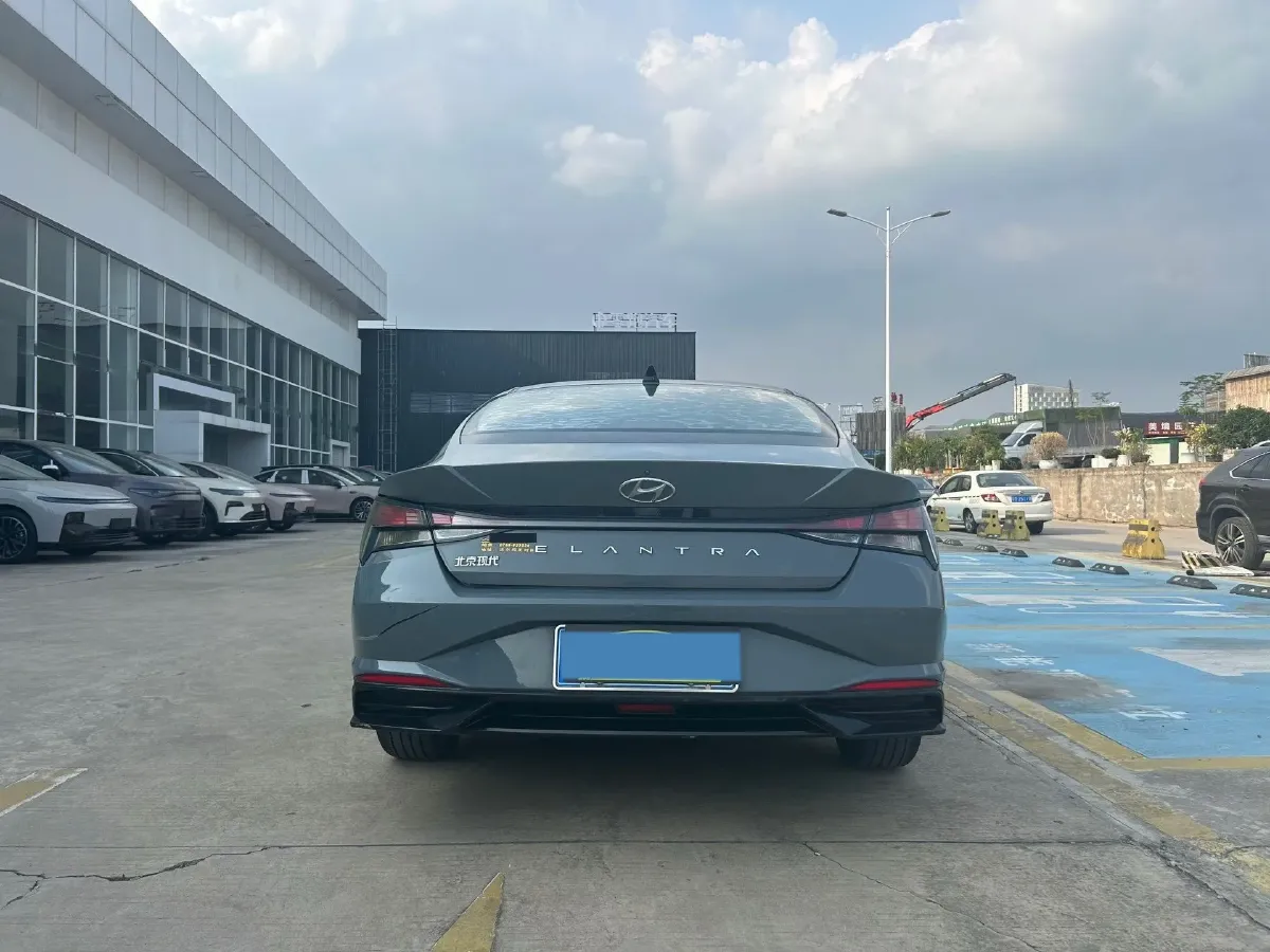2021 Hyundai Elantra 1.5L 115HP L4 CVT,autocango,china used car exporter,china ev exporter,chinese used car exporter,chinese used ev exporter