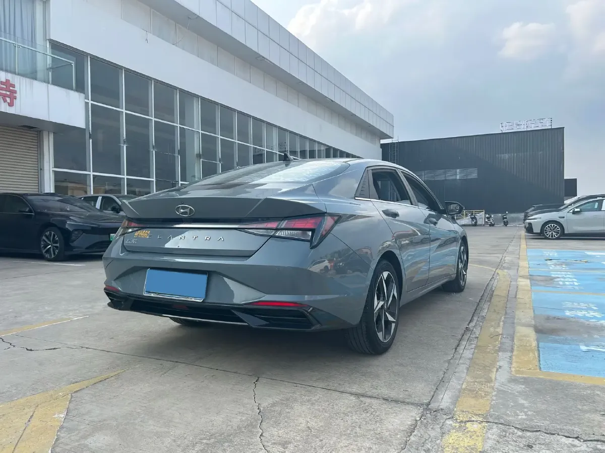 2021 Hyundai Elantra 1.5L 115HP L4 CVT,autocango,china used car exporter,china ev exporter,chinese used car exporter,chinese used ev exporter