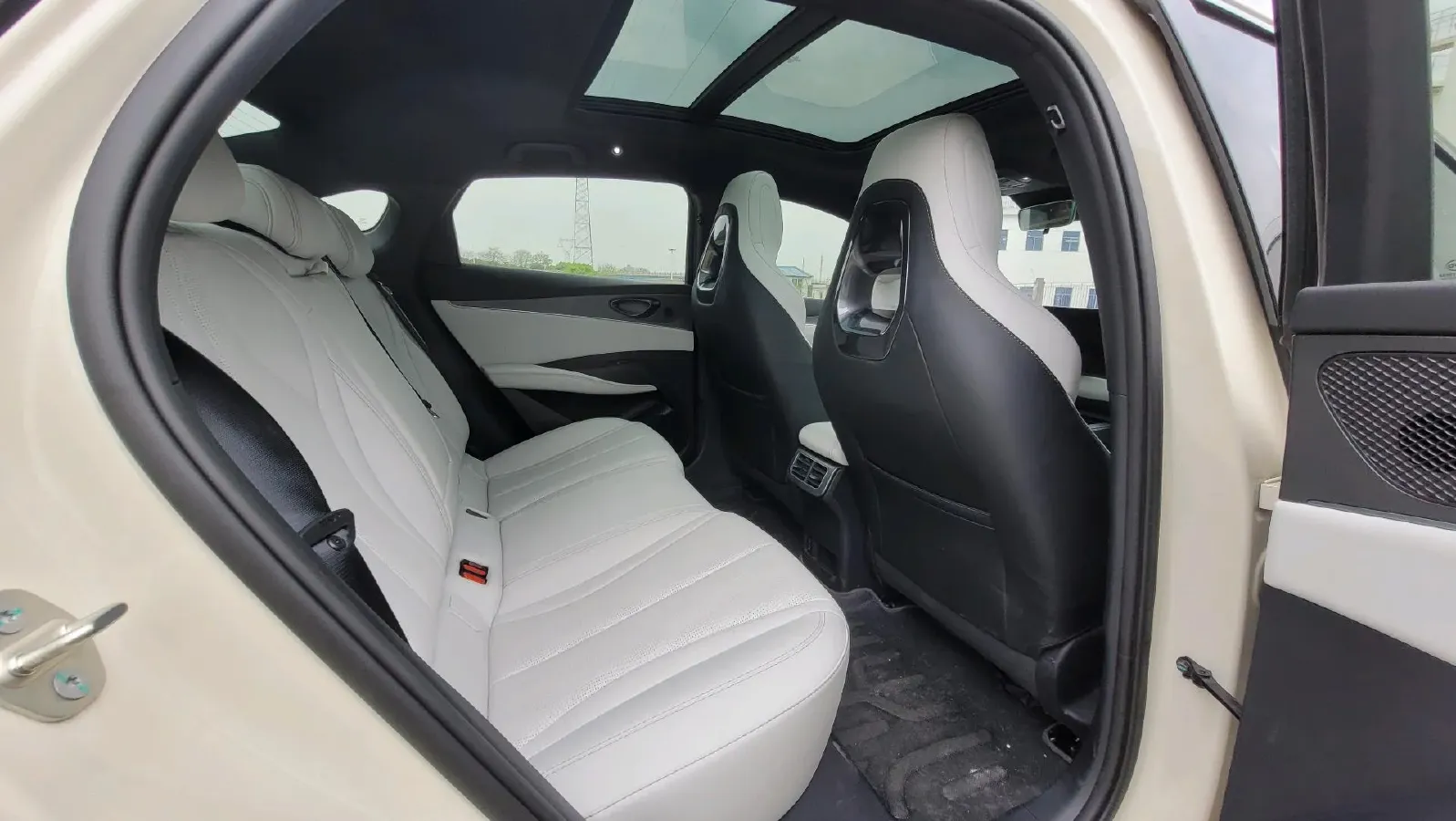 2024 BYD Seal06 1.5L 101HP L4 E-CVT PHEV 15.87KWH,autocango,china used car exporter,china ev exporter,chinese used car exporter,chinese used ev exporter