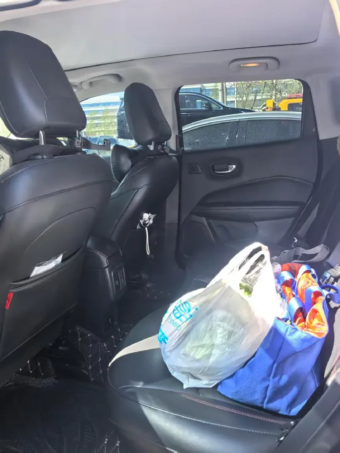 2017 Jeep Compass 2.4L 175HP L4 9AT,autocango,china used car exporter,china ev exporter,chinese used car exporter,chinese used ev exporter