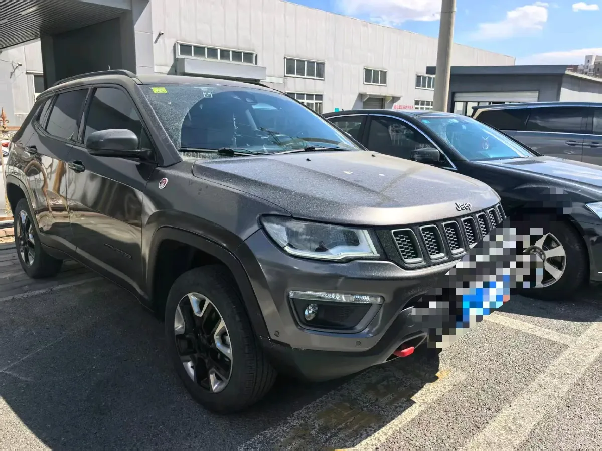 2017 Jeep Compass 2.4L 175HP L4 9AT,autocango,china used car exporter,china ev exporter,chinese used car exporter,chinese used ev exporter