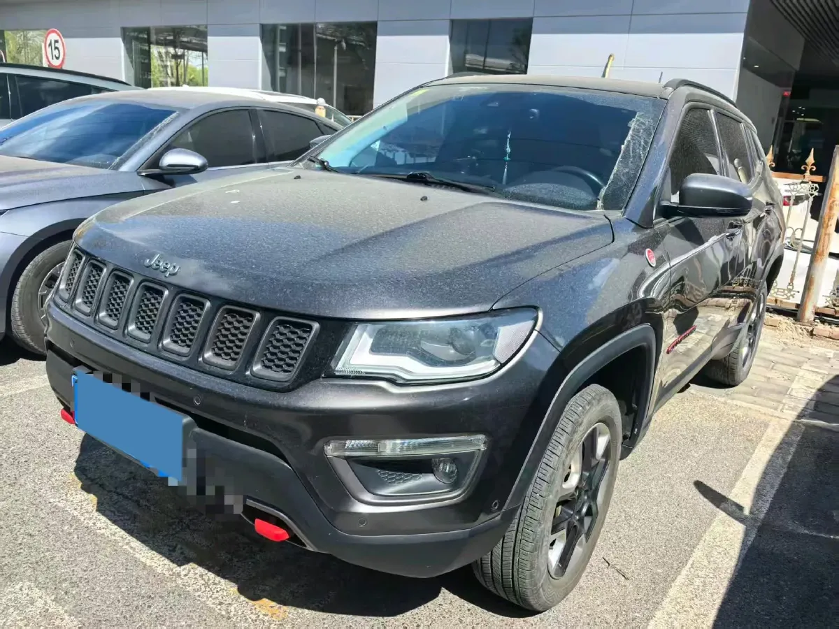 2017 Jeep Compass 2.4L 175HP L4 9AT,autocango,china used car exporter,china ev exporter,chinese used car exporter,chinese used ev exporter