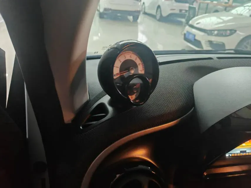 2019 Smart smart fortwo 0.9T 90HP L3 6DCT,autocango,china used car exporter,china ev exporter,chinese used car exporter,chinese used ev exporter