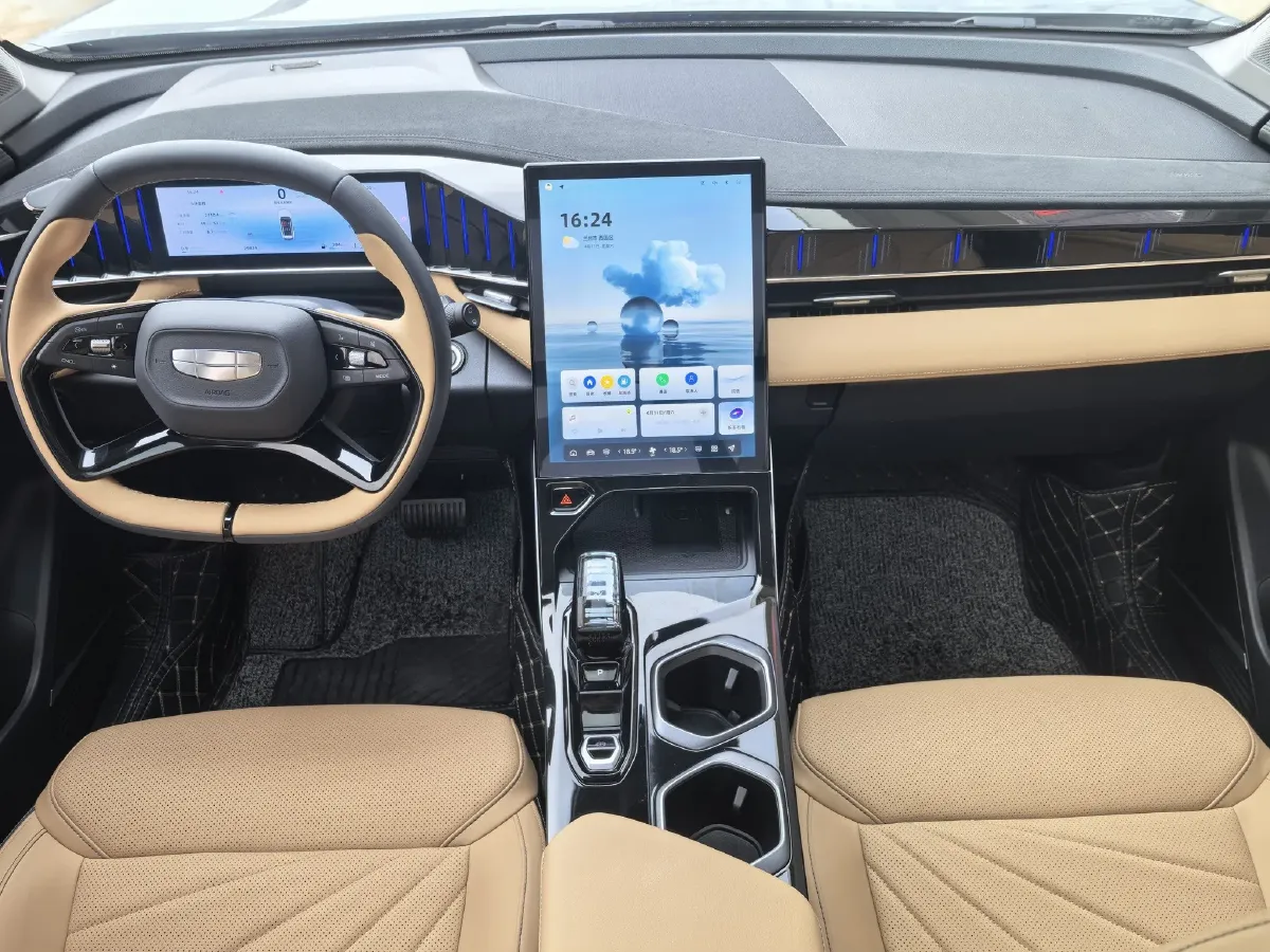 2023 Geely StarRay 1.5T 181HP L4 7DCT,autocango,china used car exporter,china ev exporter,chinese used car exporter,chinese used ev exporter