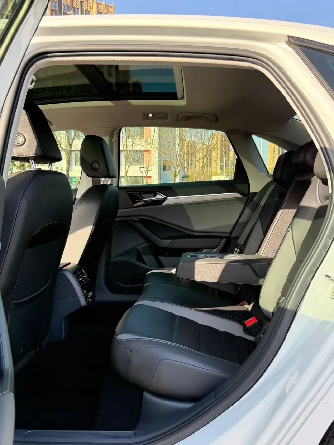 2020 Volkswagen Sagitar 1.4T 150HP L4 7DCT,autocango,china used car exporter,china ev exporter,chinese used car exporter,chinese used ev exporter