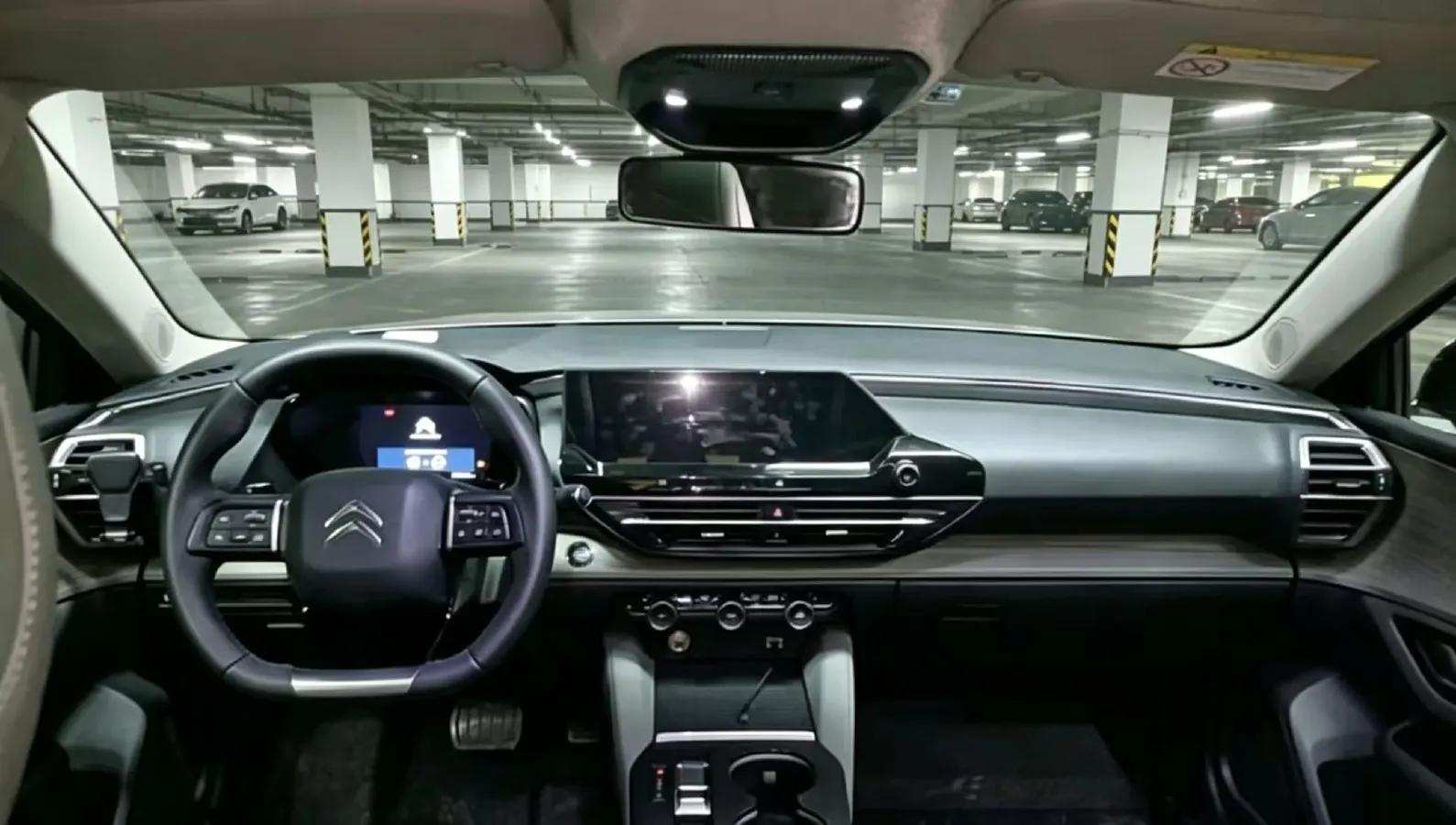 2021 Citroen C5 X 1.6T 175HP L4 8AT,autocango,china used car exporter,china ev exporter,chinese used car exporter,chinese used ev exporter