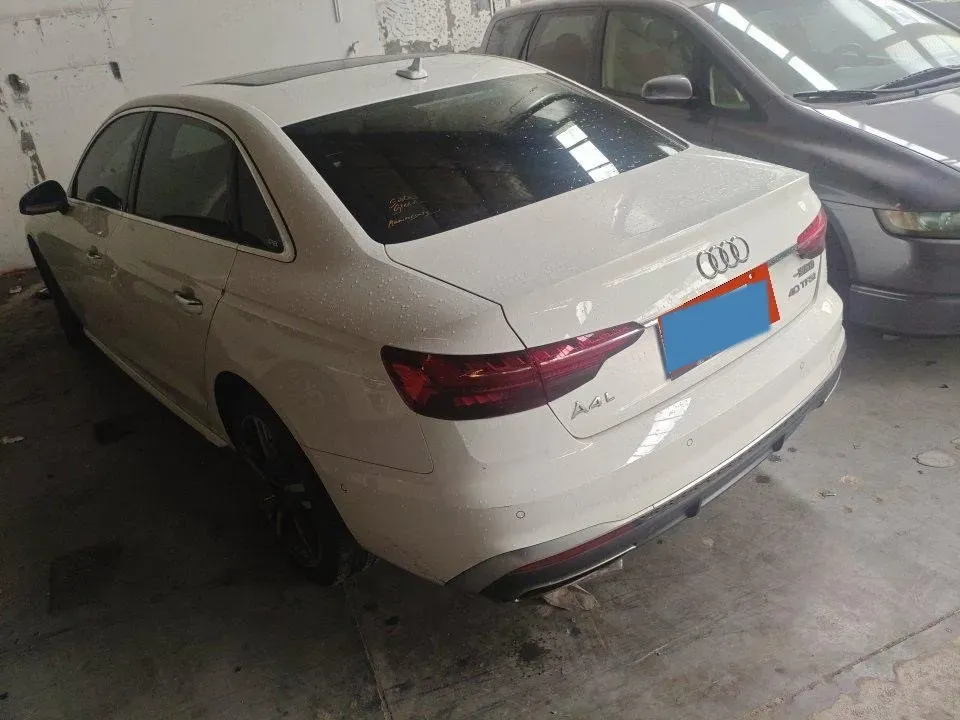 2020 Audi A4L 2.0T 190HP L4 7DCT,autocango,china used car exporter,china ev exporter,chinese used car exporter,chinese used ev exporter