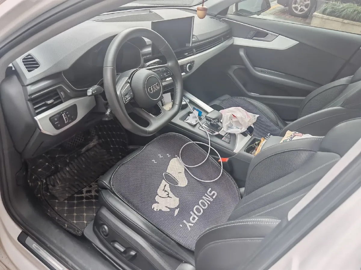 2020 Audi A4L 2.0T 190HP L4 7DCT,autocango,china used car exporter,china ev exporter,chinese used car exporter,chinese used ev exporter