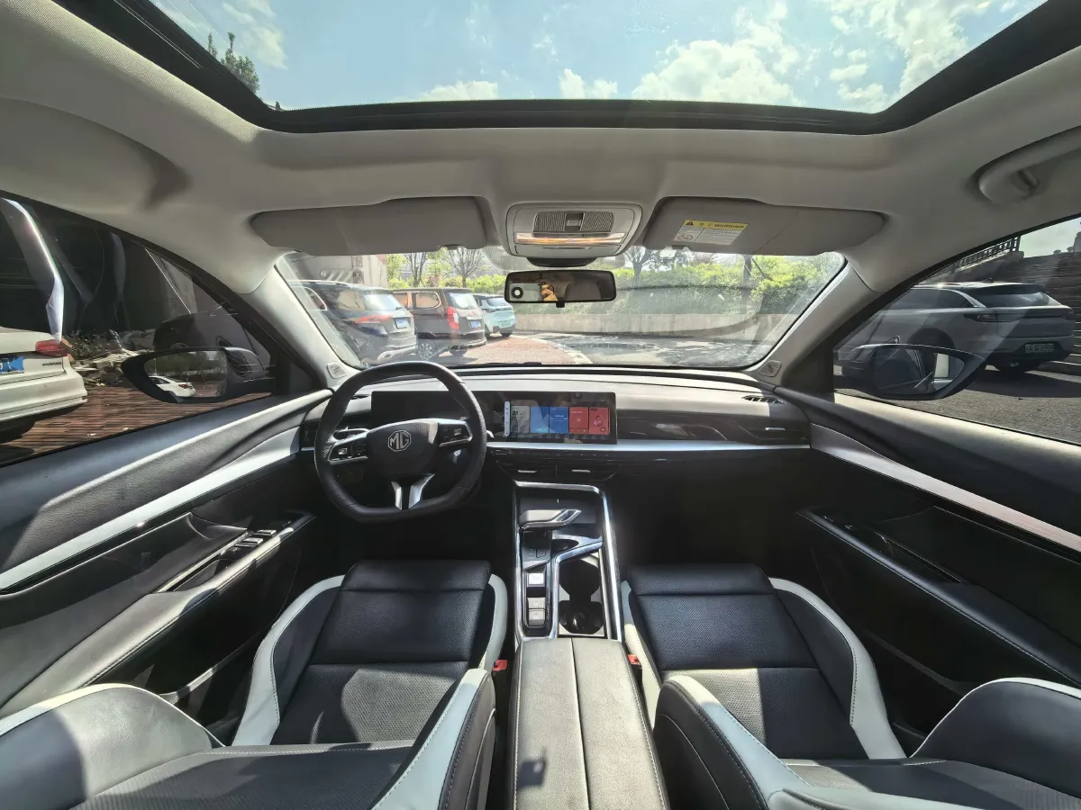 2021 MG 5 1.5T 173HP L4 7DCT,autocango,china used car exporter,china ev exporter,chinese used car exporter,chinese used ev exporter