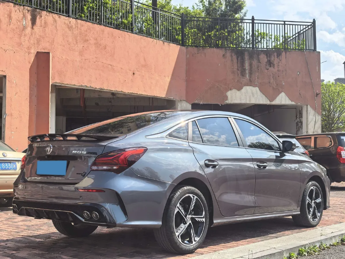 2021 MG 5 1.5T 173HP L4 7DCT,autocango,china used car exporter,china ev exporter,chinese used car exporter,chinese used ev exporter