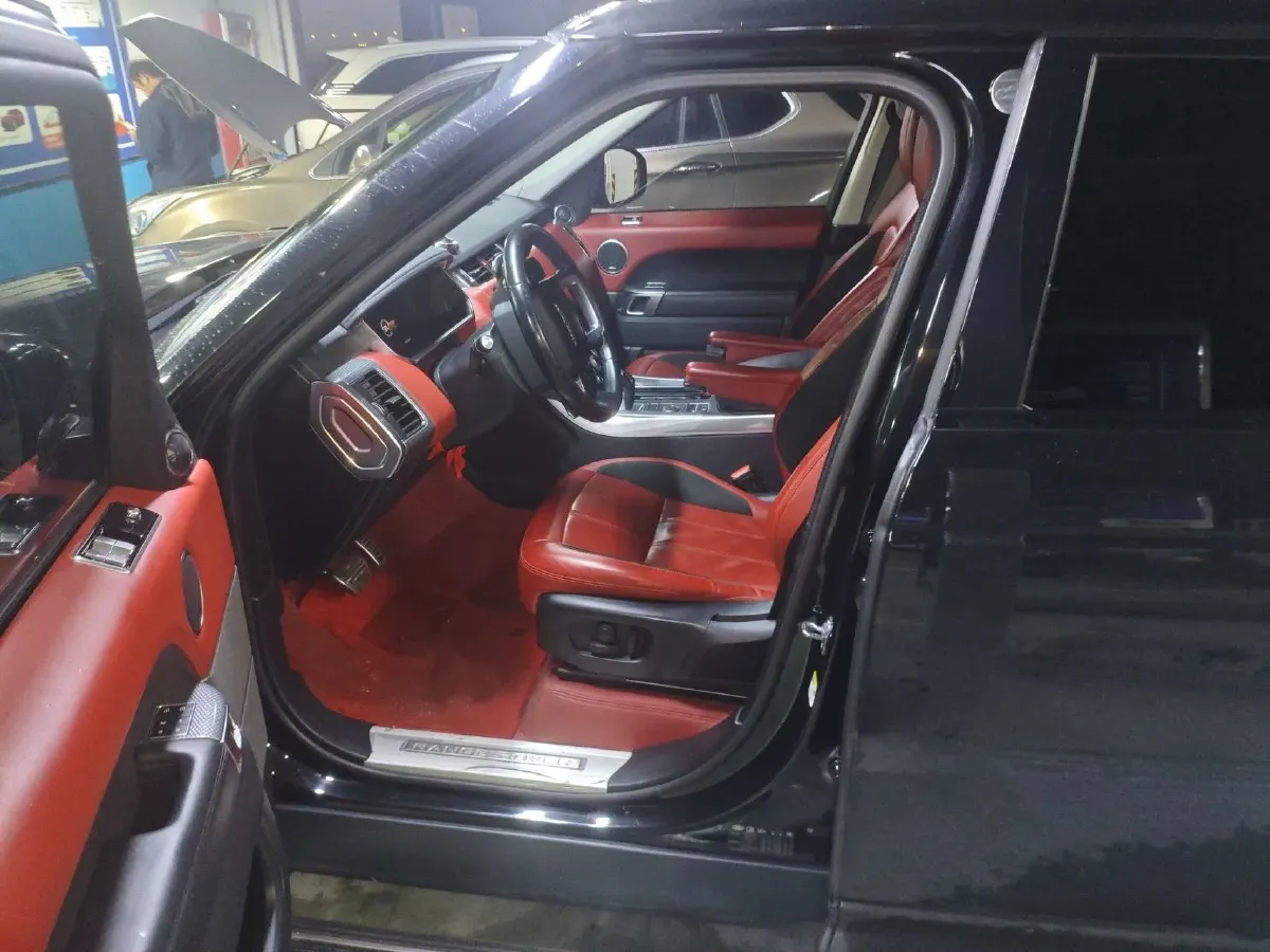 2021 Land Rover Range Rover Sport 3.0T 360HP L6 8AT,autocango,china used car exporter,china ev exporter,chinese used car exporter,chinese used ev exporter