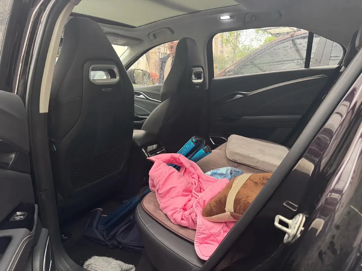 2021 DongFeng Aeolus E70 BEV 52.99KWH,autocango,china used car exporter,china ev exporter,chinese used car exporter,chinese used ev exporter