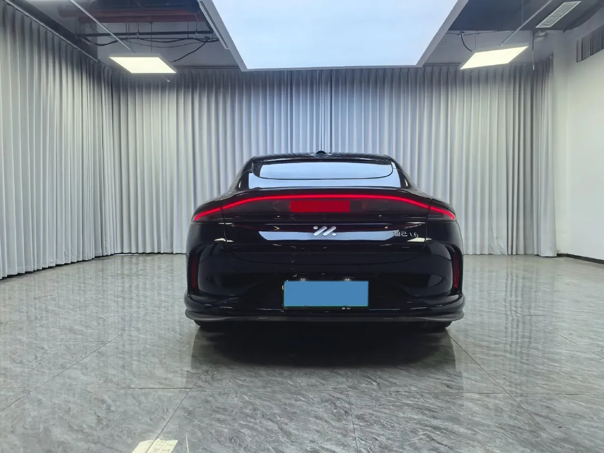 2024 IM L6 BEV 75KWH,autocango,china used car exporter,china ev exporter,chinese used car exporter,chinese used ev exporter