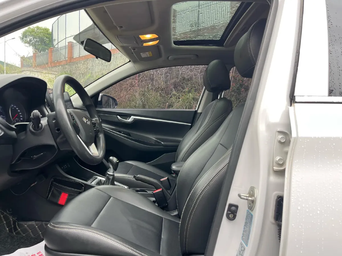 2017 Hyundai Celesta 1.6L 123HP L4 6MT,autocango,china used car exporter,china ev exporter,chinese used car exporter,chinese used ev exporter