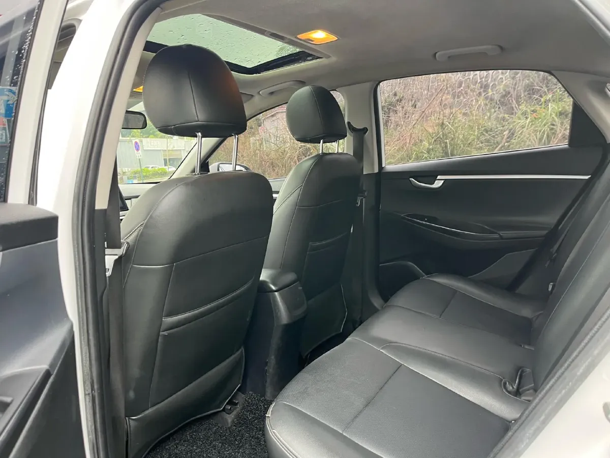 2017 Hyundai Celesta 1.6L 123HP L4 6MT,autocango,china used car exporter,china ev exporter,chinese used car exporter,chinese used ev exporter